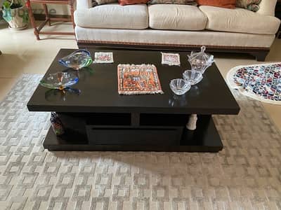 hard wood coffee table with side table