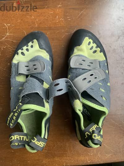 La Sportiva Tarantula Climbing Shoes Size 42.5