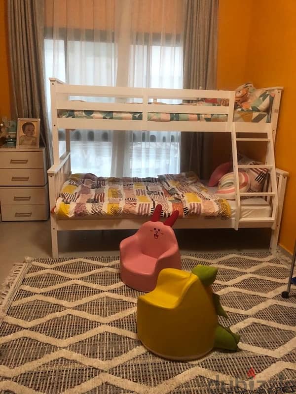 kids double bed barley used (in perfect condition) 1