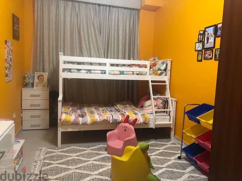 kids double bed barley used (in perfect condition) 3