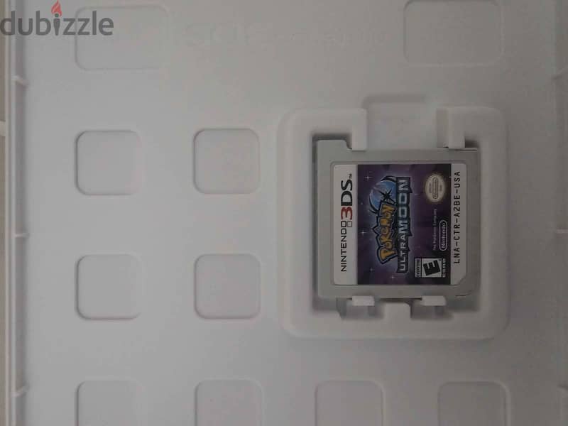 Pokemon ultra moon 3ds Game (with case) 3