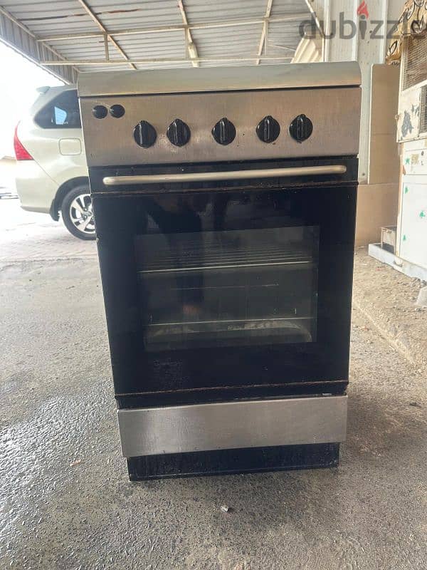 Oven for sale in Bahrain. Gas stove for sale 0