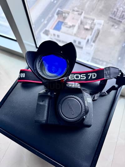 Canon EOS 7D + 18-200mm lens