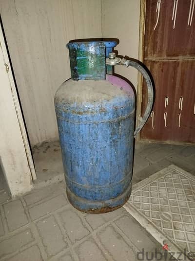 gas cylinder medium + clikon burner like new+ smal cylinder wth burner