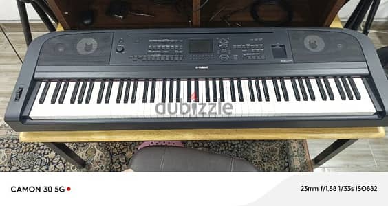 Yamaha DGX 670 Keyboard