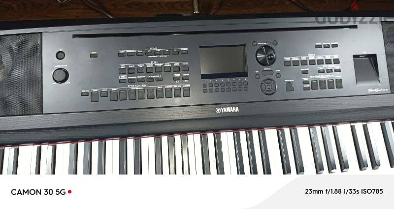 Yamaha DGX 670 Keyboard 5