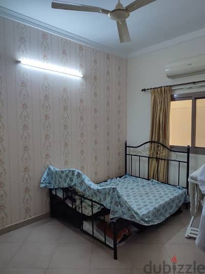 Iron Rod Bed With Mattress for Sell