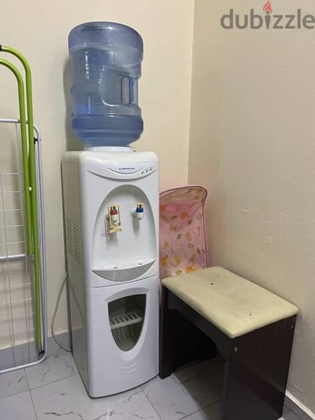 water cooler with bottle 1