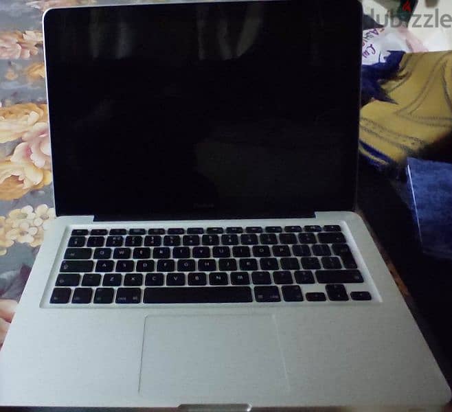 MacBook 2008 0