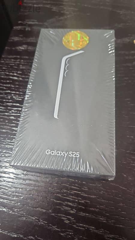 Samsung S25 256GB 0