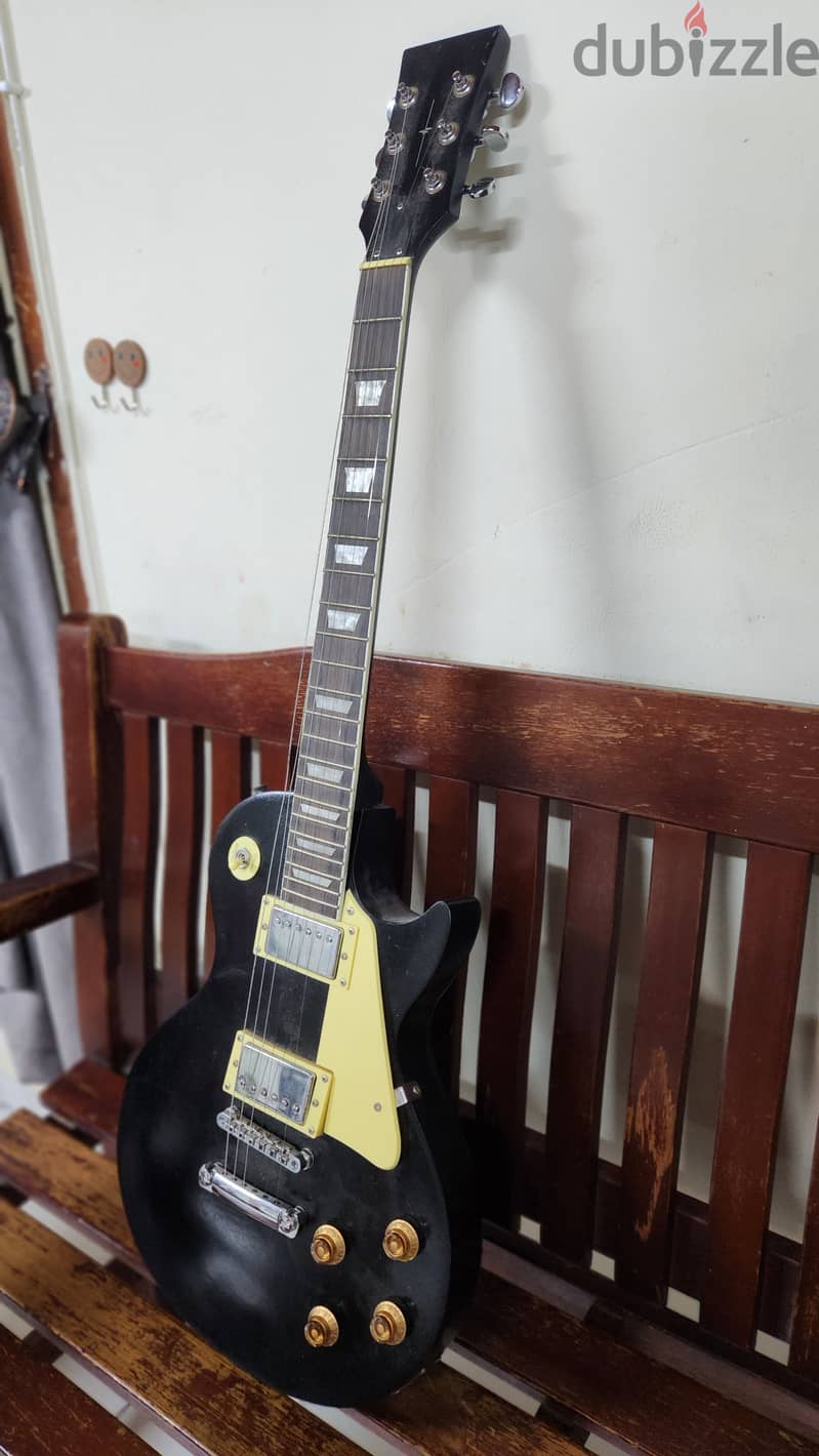 CUSTOMISED ELECTRIC LEAD GUITAR WITH BAG 7