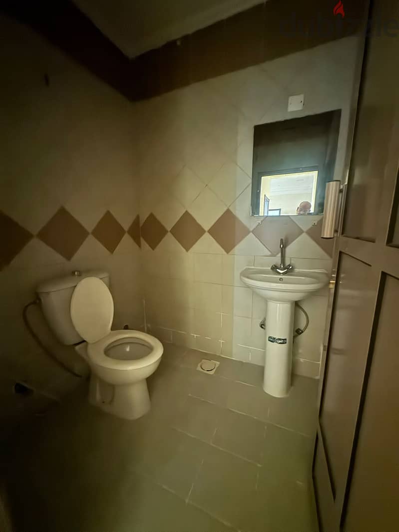 Apartment for rent in Salmabad. . . . للإيجار شقة في سلماباد 5