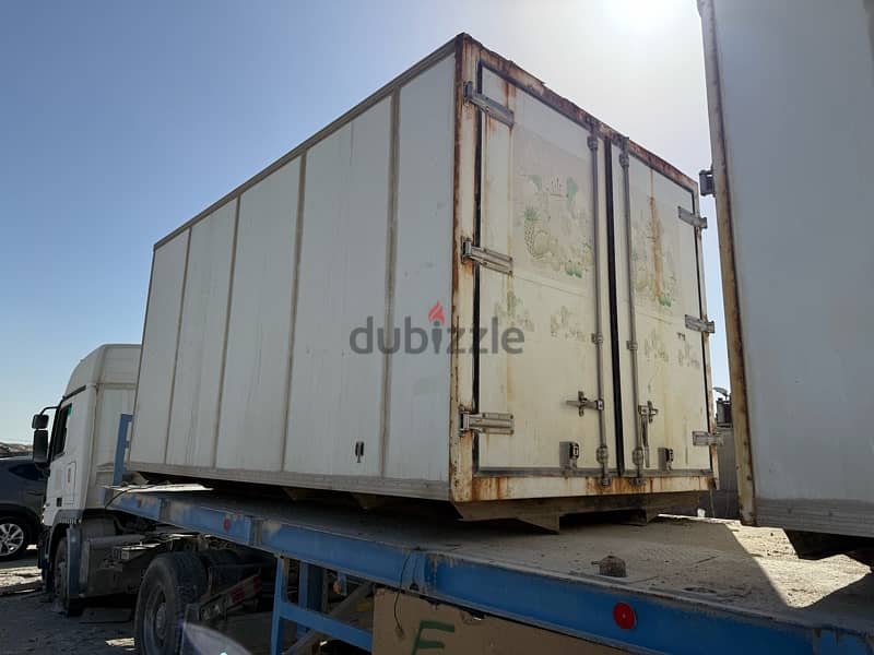 Truck body refrigerator - good condition 3