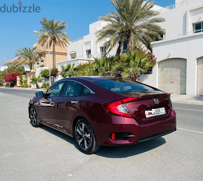 Honda Civic 2019 9