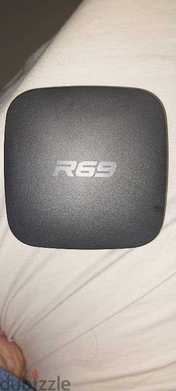 R69  tv box 5 bd