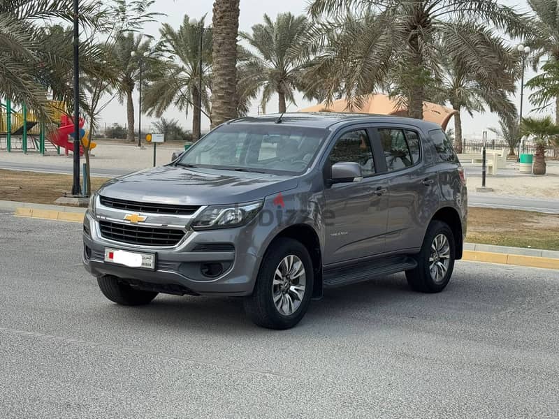 Chevrolet Trailblazer 2017 GREY 0