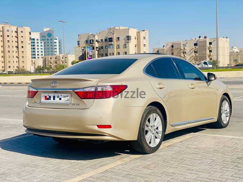 Lexus ES 350 2015 Model (fully agent maintained ) for sale 1