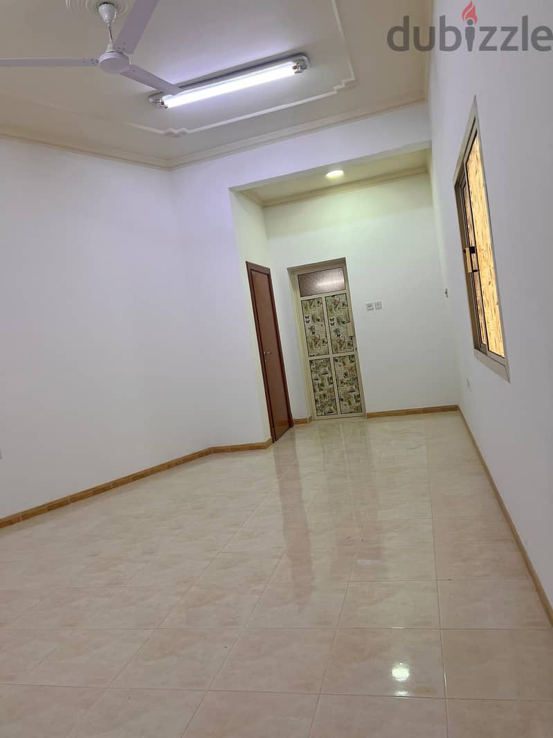 للايجار شقة في جدعلي . . . Apartment for rent in Jid Ali 4