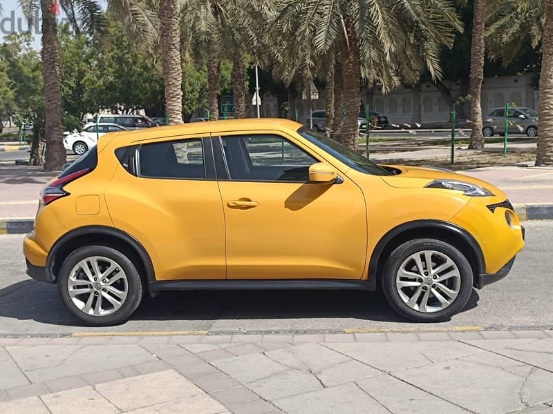 Nissan Juke 2015--single owner low kilometers 2