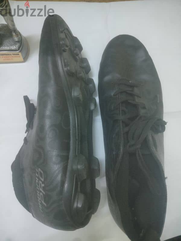 NIVIA Pro Carbonate 5.0 football cleats/shoes/boots ONLY USED A LITTLE 3