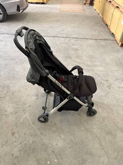 Hardly Used Baby Stroller for Sale- Brand Giggles