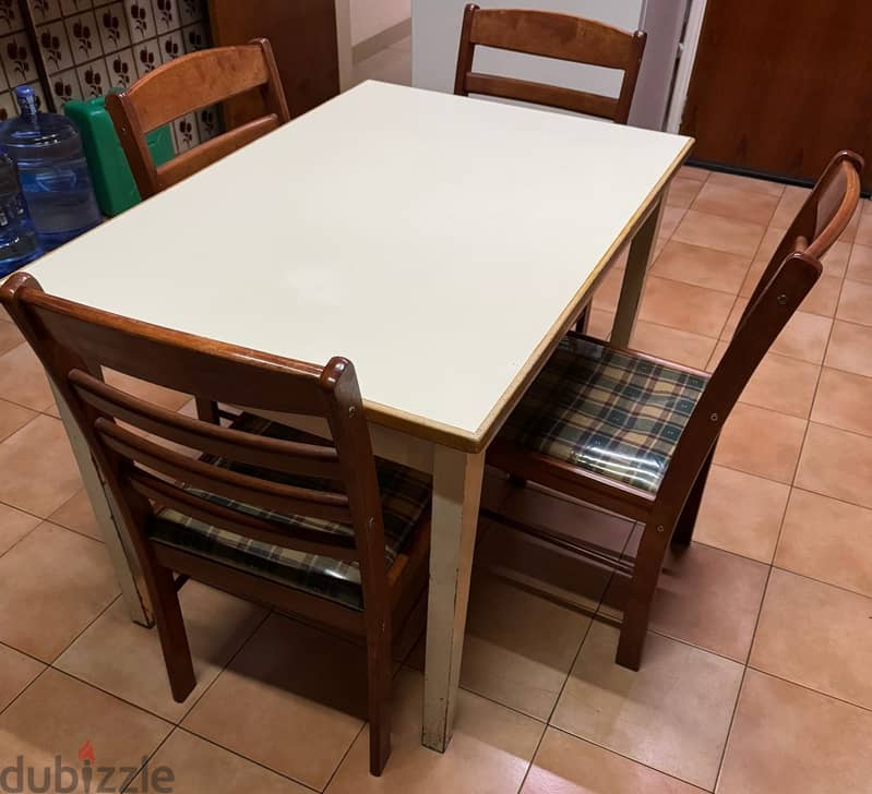 dining table and 4 chairs 0