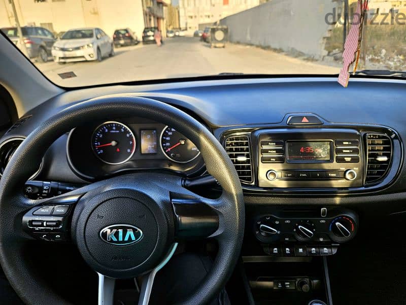 Kia Pegas 2020 for sale in mint condition 6