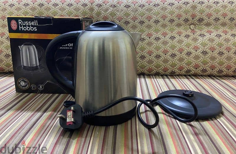 *Kettle - Russell Hobbs* 3