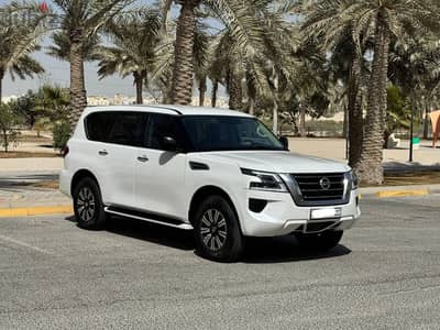 Nissan Patrol XE 2020 white