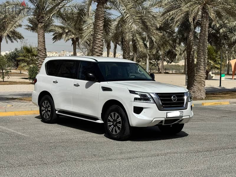 Nissan Patrol XE 2020 white 0