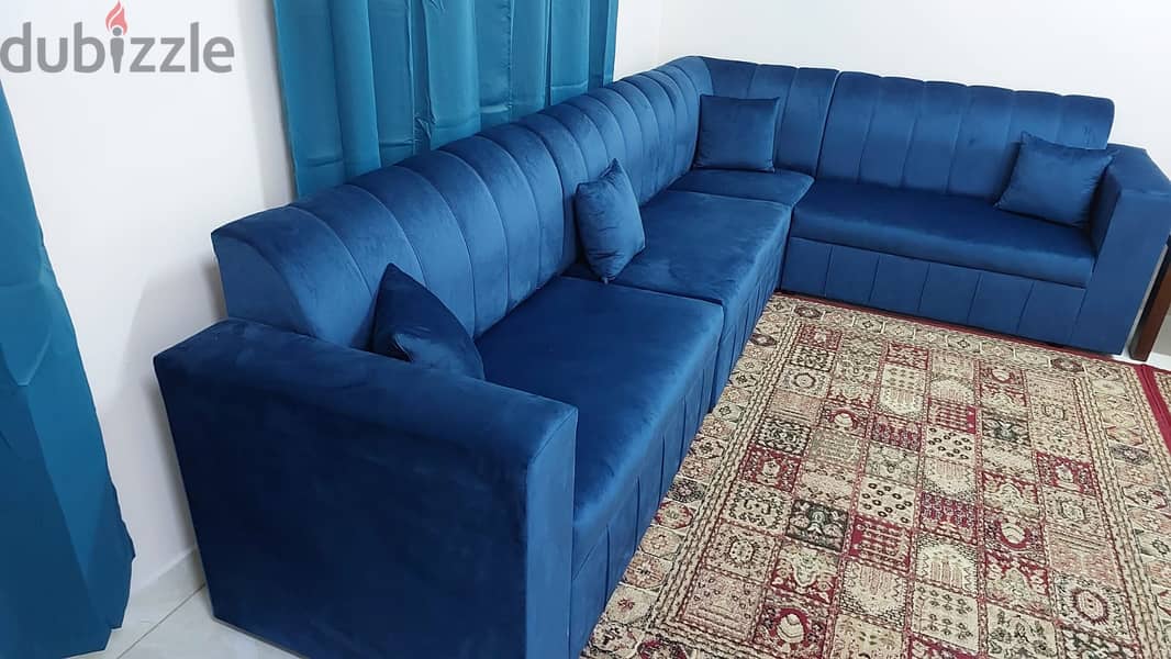 Urgent: Sofa (New) used only 1 week جلسة جديدة استخدام اسبوع واحد فقط 2