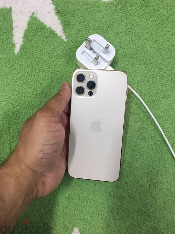 iphone 12 pro 128 gb with orignal charger face id workin 1