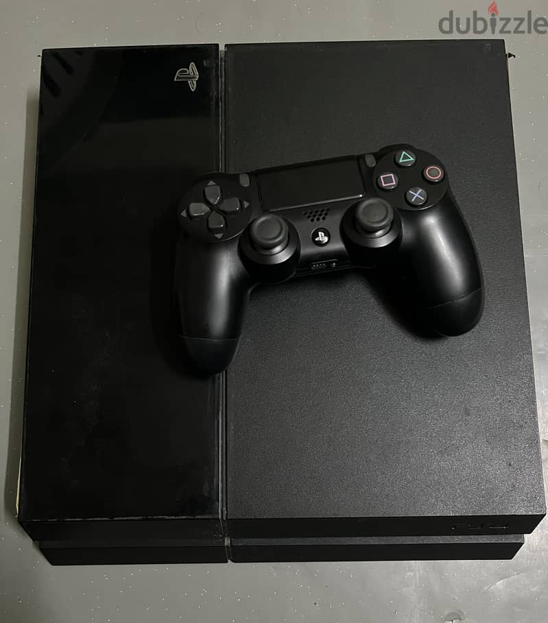 PS4 original 500GB with box + controller + 4 games (URGENT SALE) 1