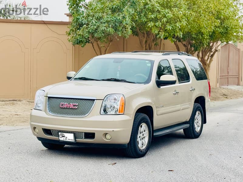 GMC Yukon 2008 Full Option SLT Single Owner جي ام سي يوكون 1