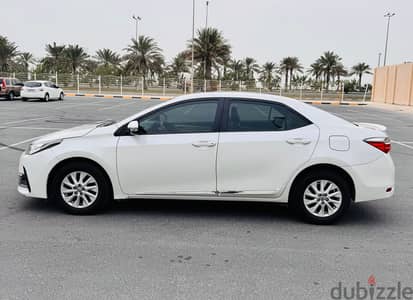 TOYOTA COROLLA XLI 2018 -2.0L-96,000km WHITE . . FOR SALE