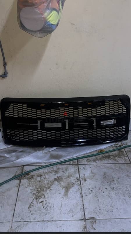 ford raptor grille 0