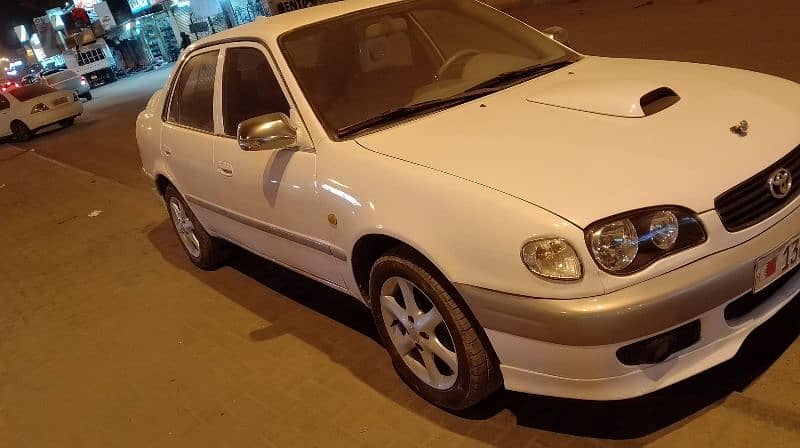 Toyota Corolla 2000 3