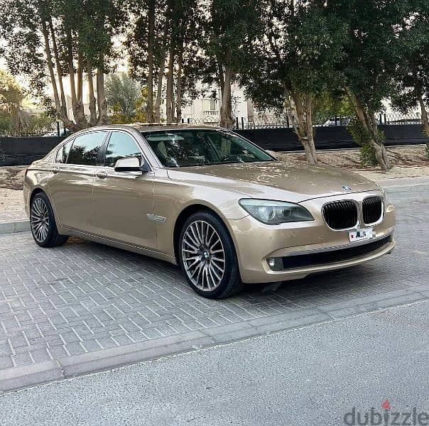 BMW 730 2012 0