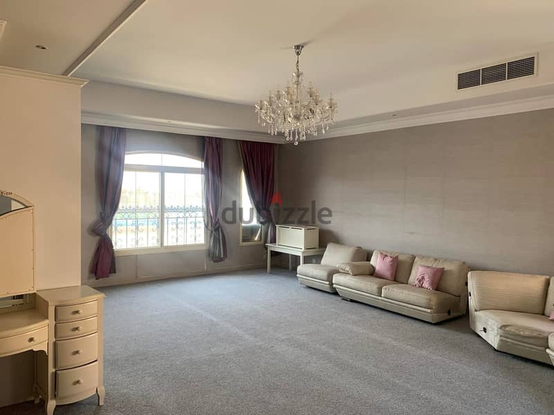 Riffa area 5 bedroom semi furnished moluxury villa available for rent 7