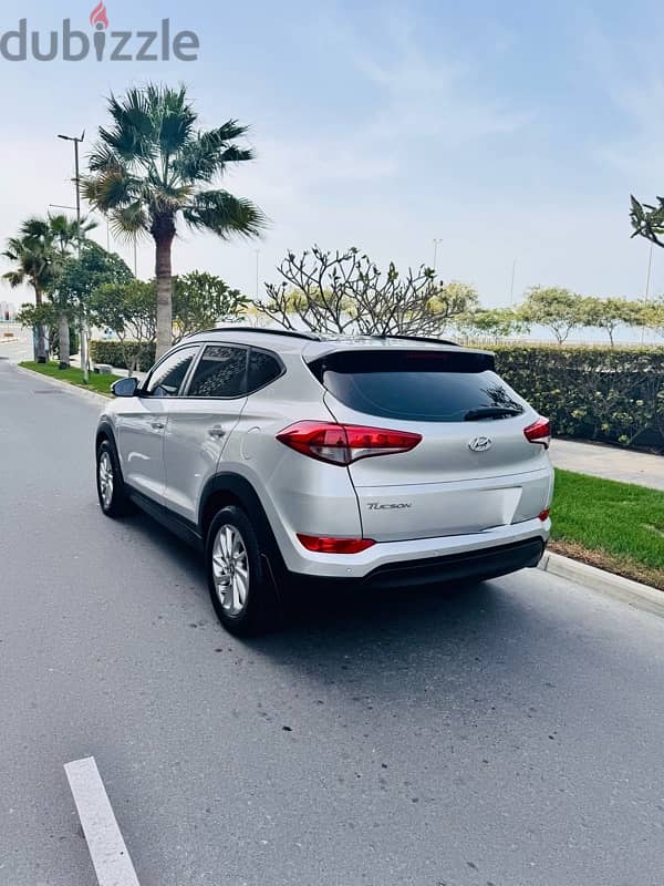 Hyundai Tucson 2016 (FULL OPTION) 9