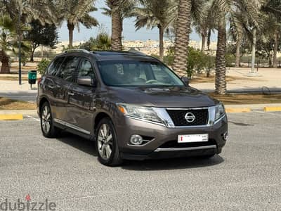 Nissan Pathfinder 2014 brown