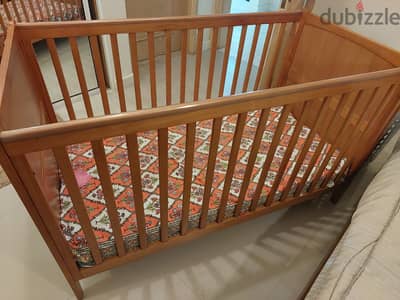 Baby crib for sale