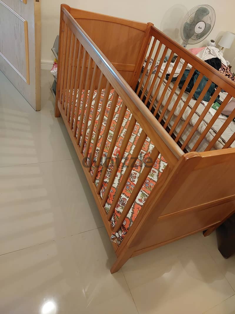 Baby crib for sale 1