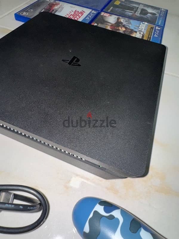 PS4 in excellent condition 1