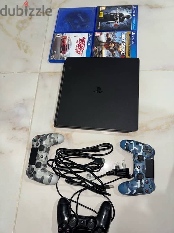 PS4 in excellent condition 2