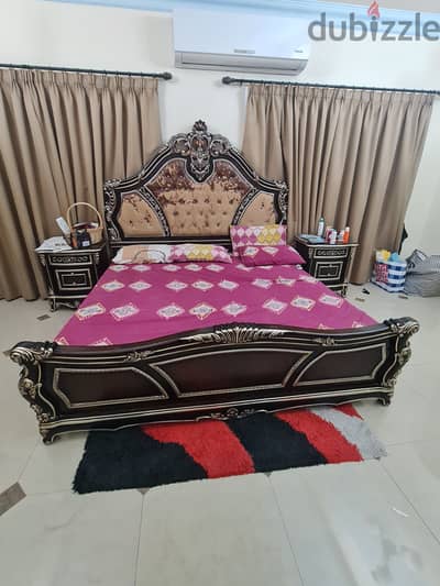 Full bedroom set for sale in excellent condition