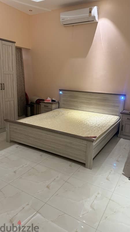 home box king size bed 1