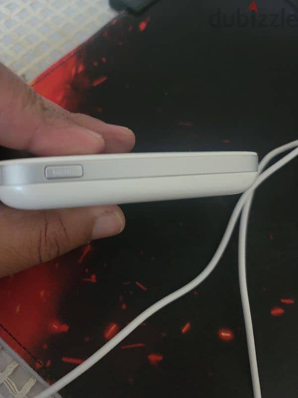 pocket mobile wifi And Original Apple Iphone charger usb c 4 sale 2