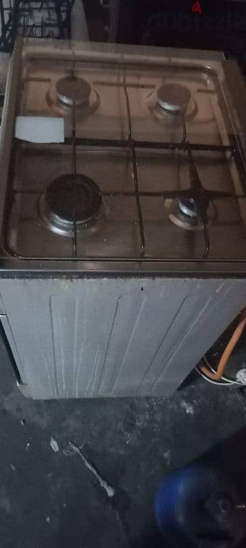 oven good condition good working only 3 months use 45 BD 2