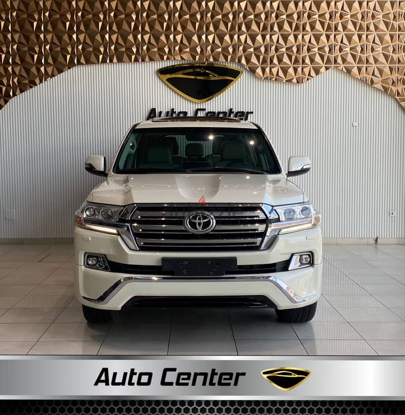 Toyota Land Cruiser 2018 GXR V8 0